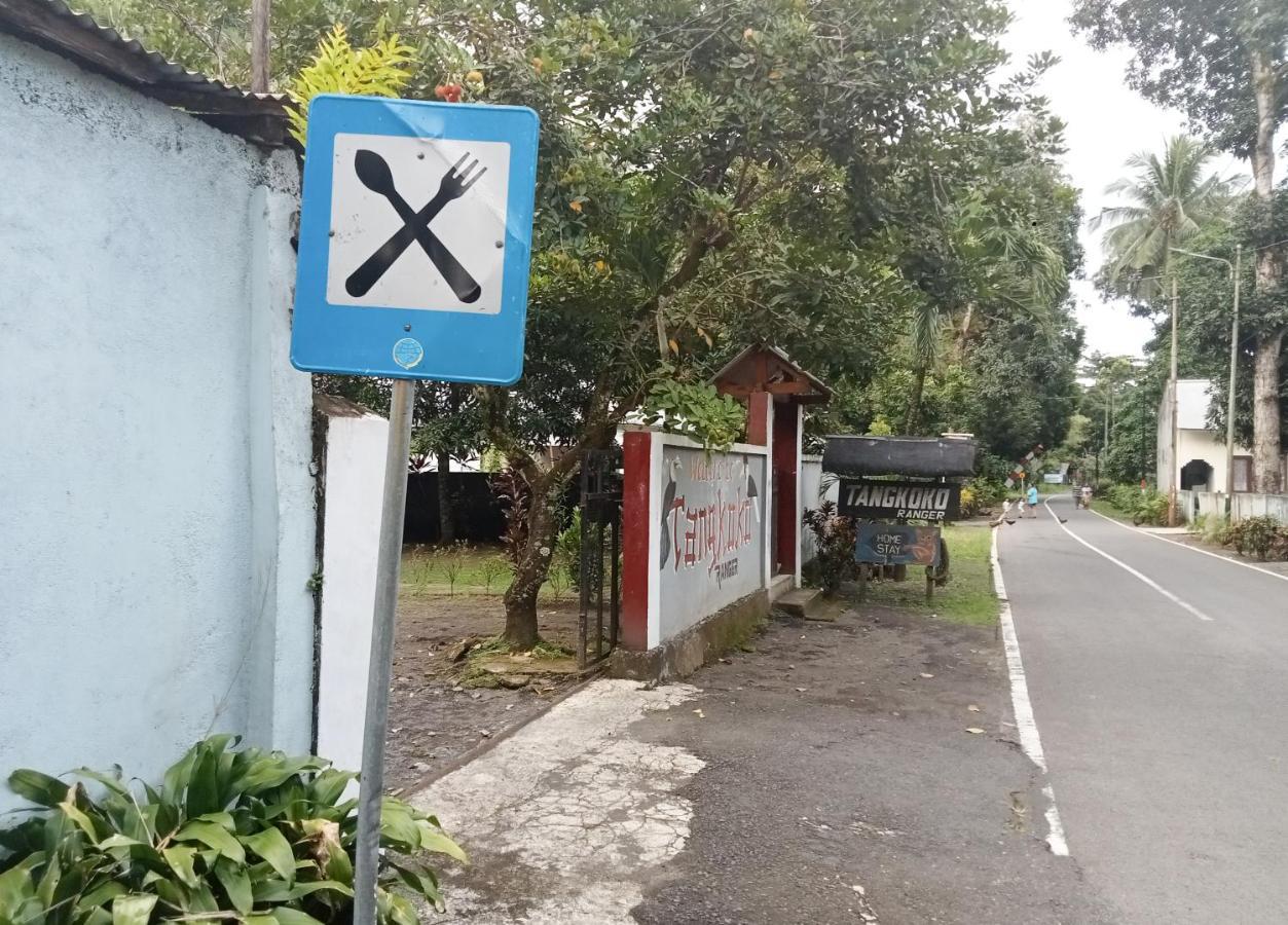Tangkoko Ranger Homestay Bitung Ngoại thất bức ảnh